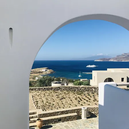 Theasis Luxury Hotel Schoinoussa