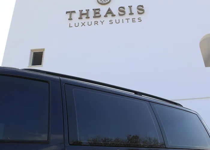 ホテル Theasis Luxury Schoinoussa