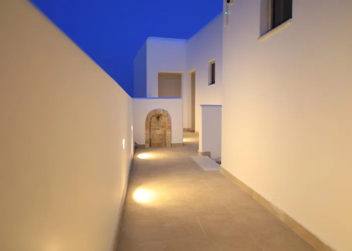 Theasis Luxury ホテル 3*