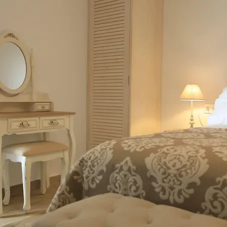 Hotel Theasis Luxury 3*