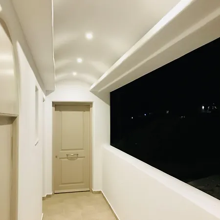 Hotel Theasis Luxury Schoinoussa